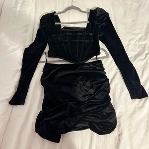 NWT Kittenish Black Velvet Set